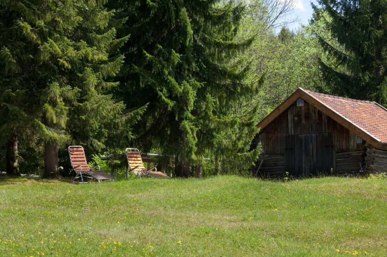 Hotel Gästehaus Alpina Krün Exterior foto